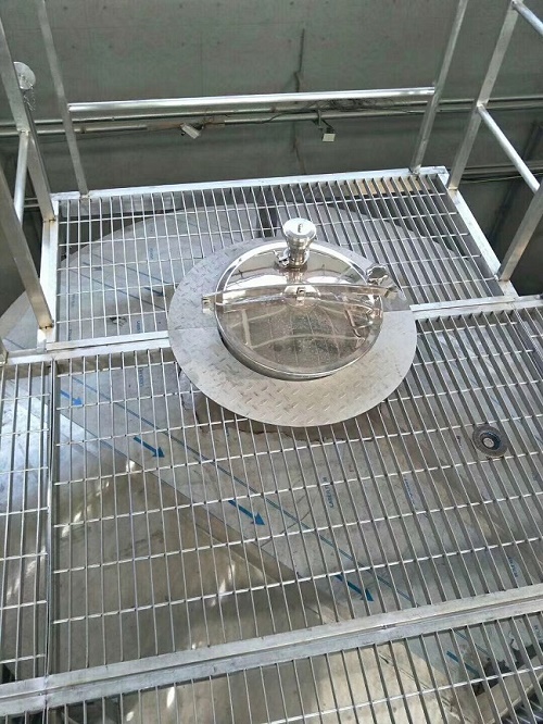 不銹鋼鋼格板平臺(tái)